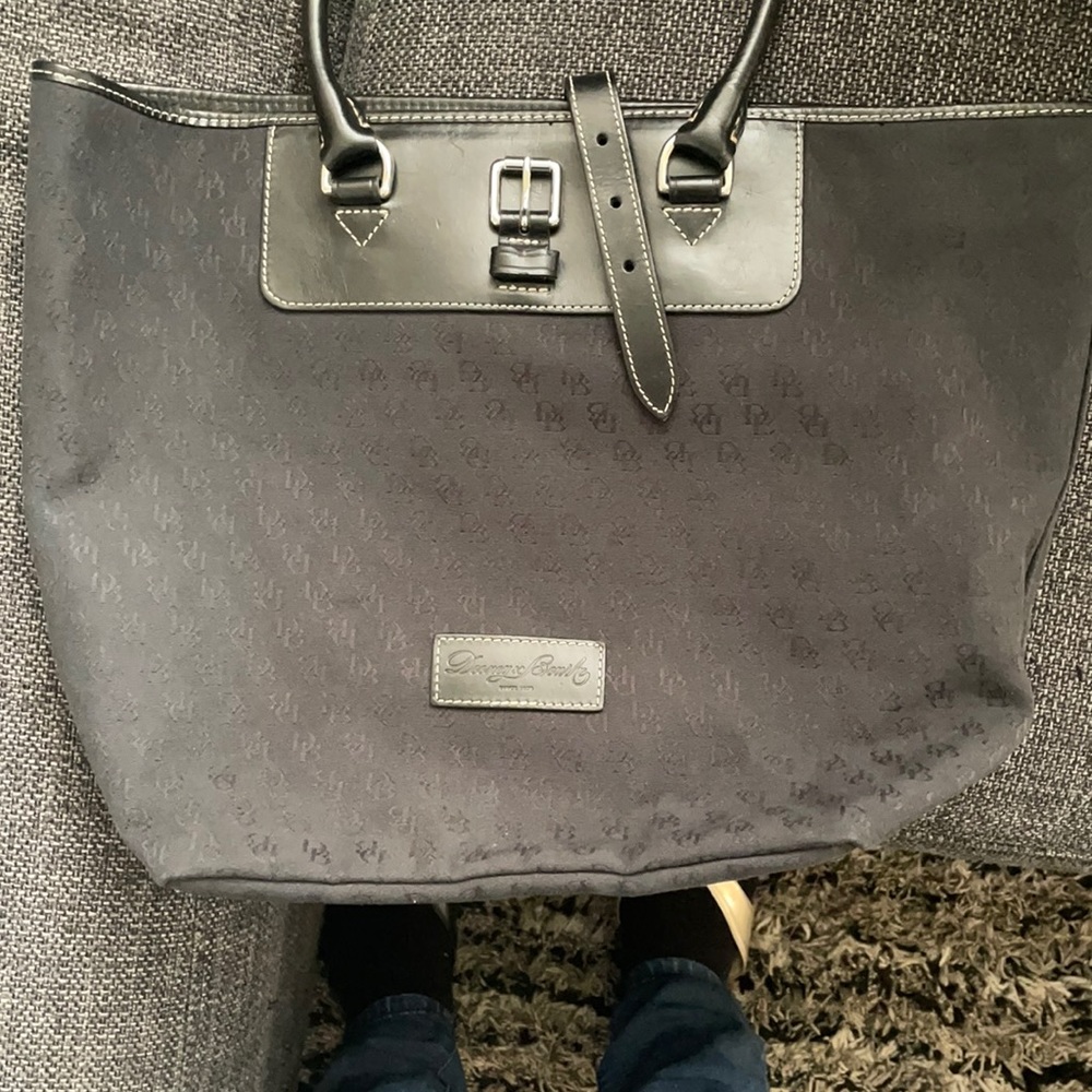 Dooney & Bourke Bag